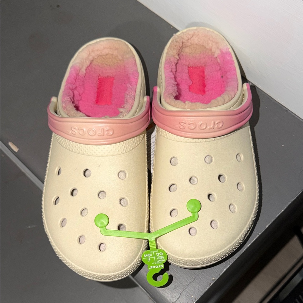 NEW CROCS LINED COLOR DIP CLOG BONE/MULTI UNISEX
M9/W11